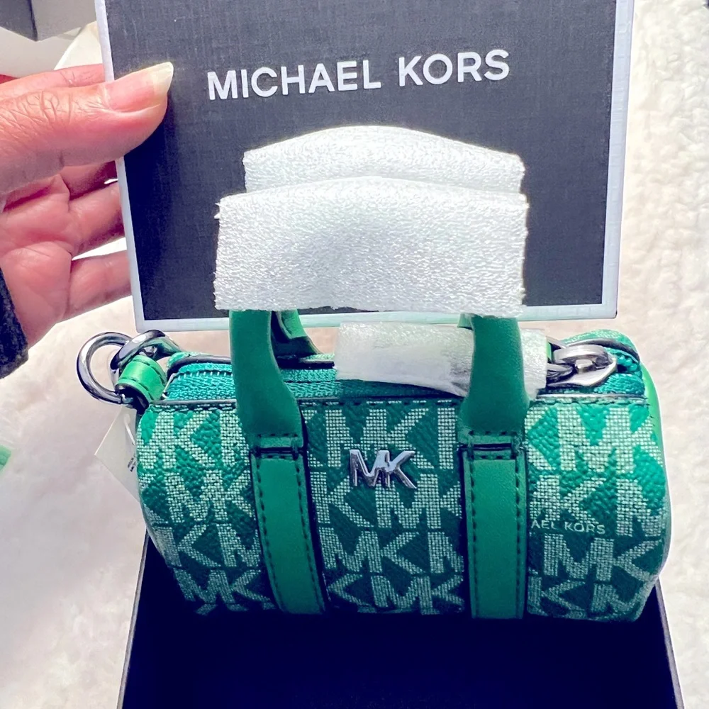 Michael Kors Micro duffle key fob - Picture 5 of 6